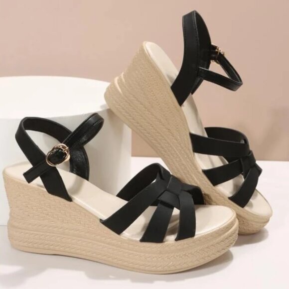 SANDALS SIZE 41 - Picture 3 of 3